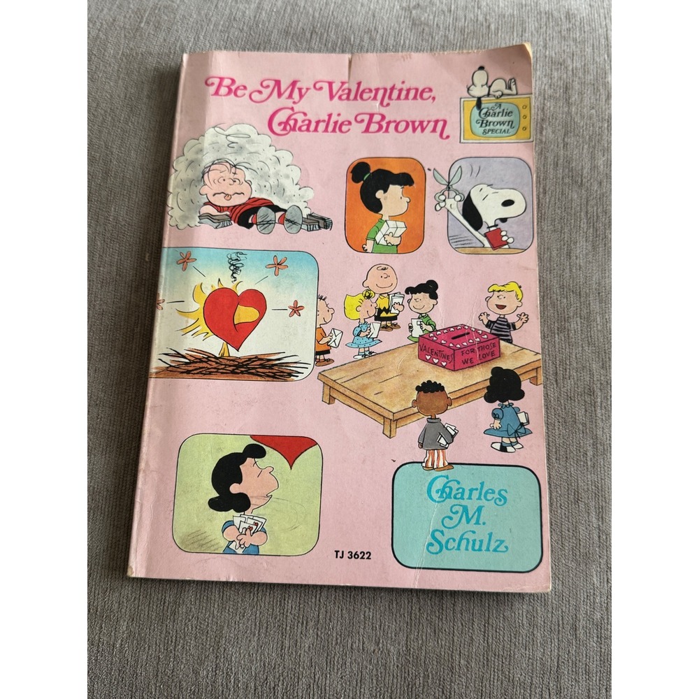 Be My Valentine, Charlie Brown Peanuts Book Vintage Collectible Valentine's Day